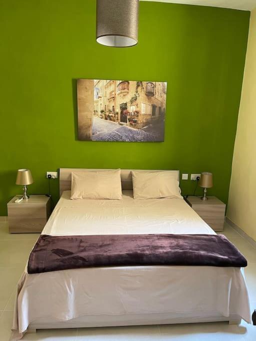 Sunset Apt Modern 1 Bedroom Apt Near The Beach Birżebbuġa Zewnętrze zdjęcie