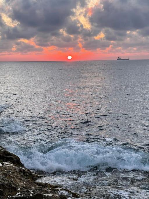 Sunset Apt Modern 1 Bedroom Apt Near The Beach Birżebbuġa Zewnętrze zdjęcie